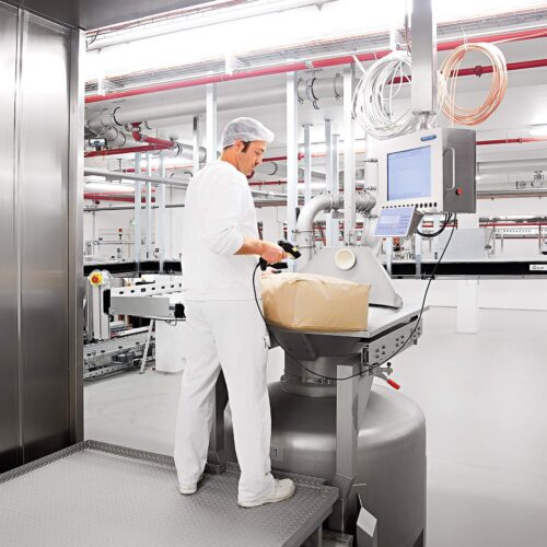 Daxner Sackaufgabestation Ganzgebinde (Sackware, Eimer, Kartons) können über Aufgabestationen abgerufen und auftragsbezogen aufgegeben werden