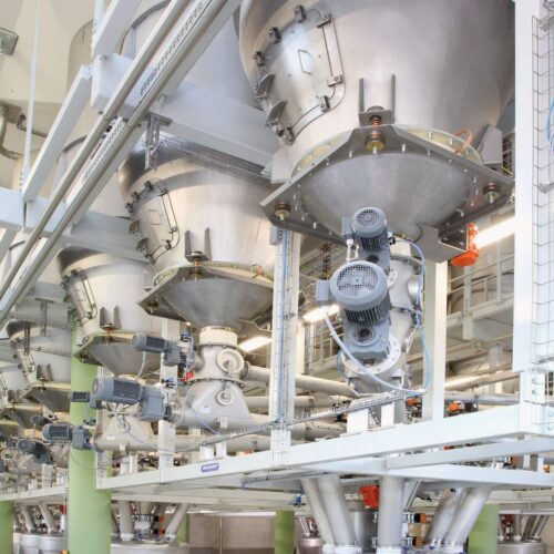 Daxner Tagessilo Tagesbehaelter day bins day silos