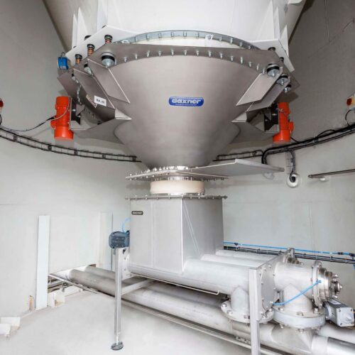 Daxner discharge systems live bottom bin