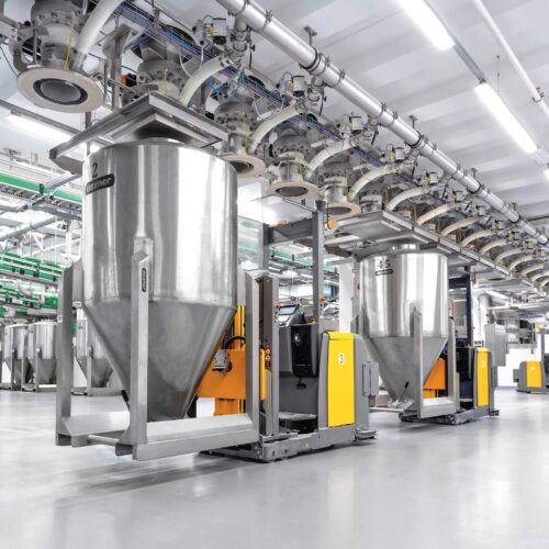 Daxner Vollautomatisches Absammelsystem mittels Daxner Container Systems DCS in Verbindung mit Fahrerlosem Transportsystem FTS Container der Serie DCHD in Hygienic Design, Nutzinhalt 1.200 Liter, CIP-faehig