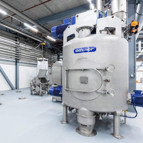 Daxner mixing systems vertical mixer