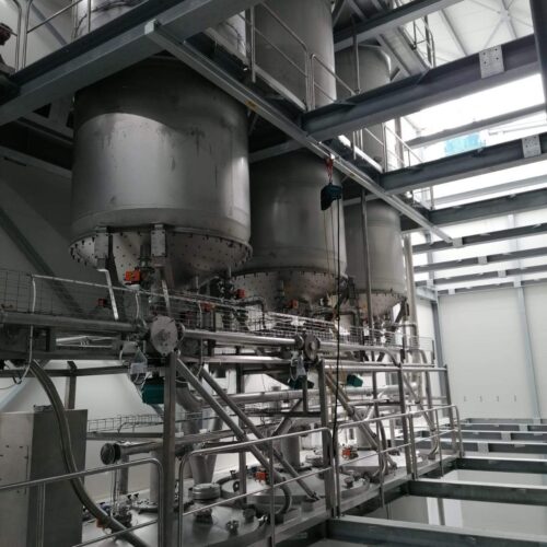 Fließbodenaustragstrichter Fluidising bin discharger