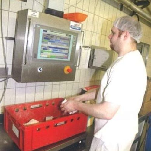 Daxner Backwarenherstellung Vernetzte Tischwaage - schnelle Verwiegung der Zutaten von Hand