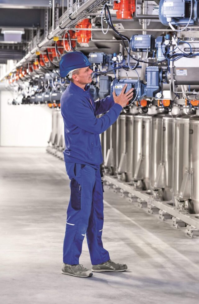 Daxner plant installation mounting taking into operation